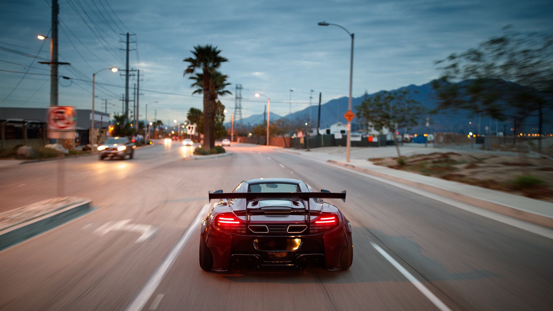 亚洲足球盛事持续进行，激烈对抗令球迷热血澎湃，亚洲足球最新消息