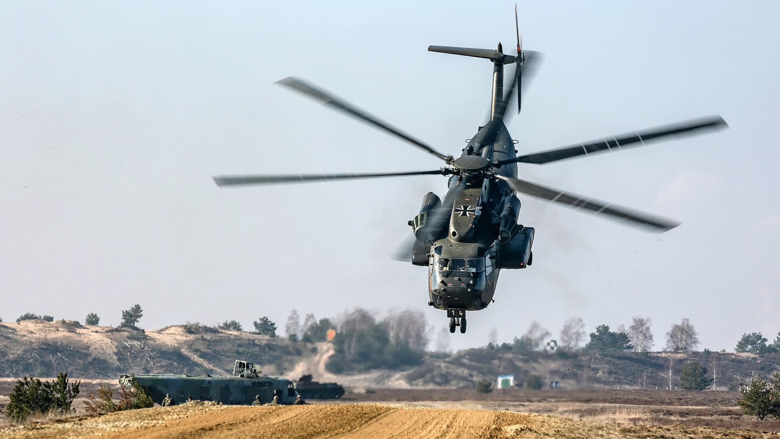 亚洲足球盛事持续进行,激烈对抗令球迷热血澎湃,亚洲足球最新消息