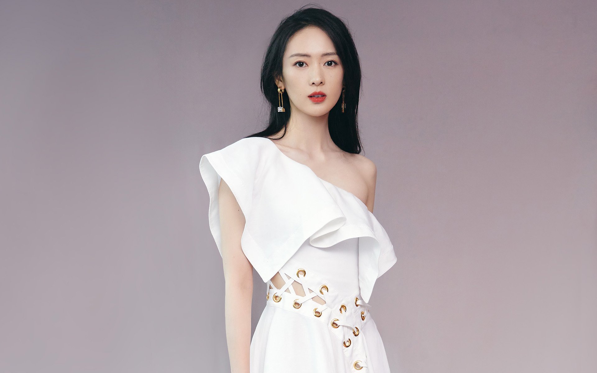 名宿加盟教练组,传授经验助力球队发展,名宿当教练