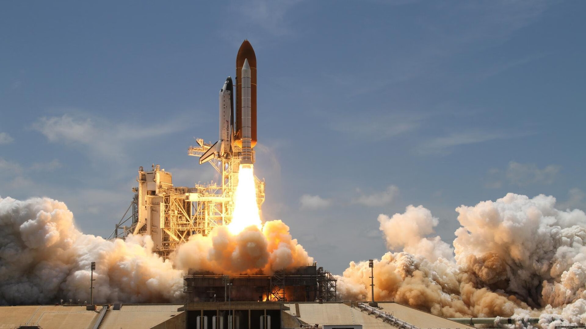 曼城领袖球星展现出色,主场轻松取胜,曼城知名球员