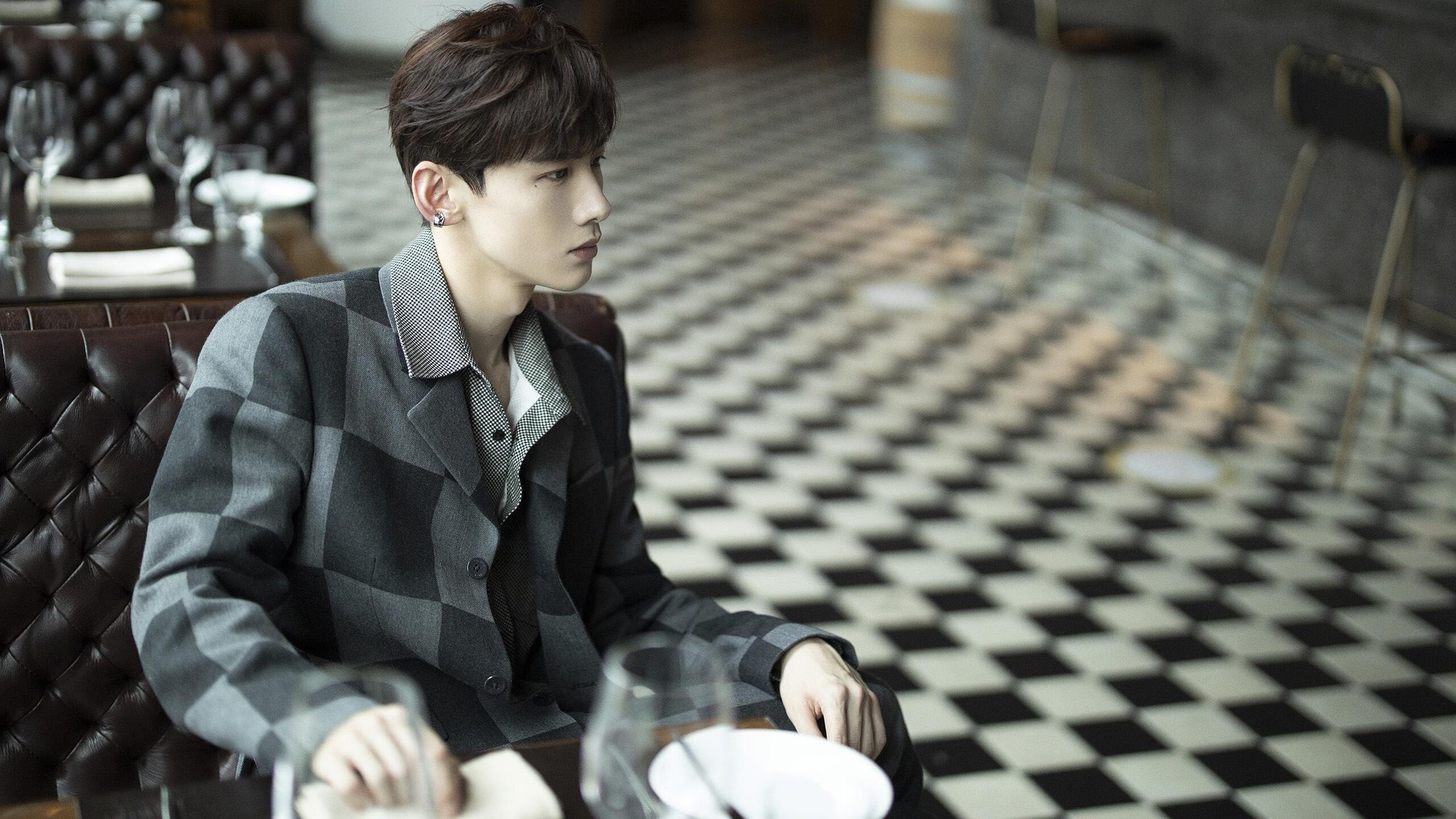 国家队制定专项技能训练计划提升关键位置竞争力，国家队体能训练方案